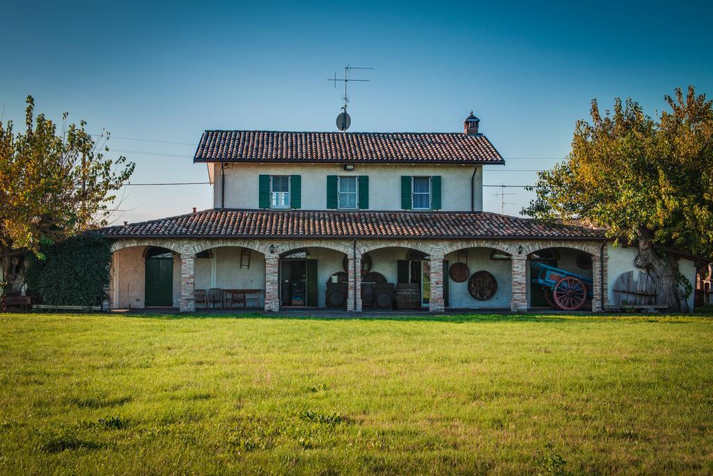 La Fattoria Guest House SantʼArcangelo di Romagna Eksteriør bilde